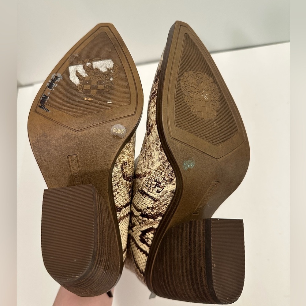 Vince Camuto Gradina Booties Snake Print Size 6.5 - Picture 10 of 15